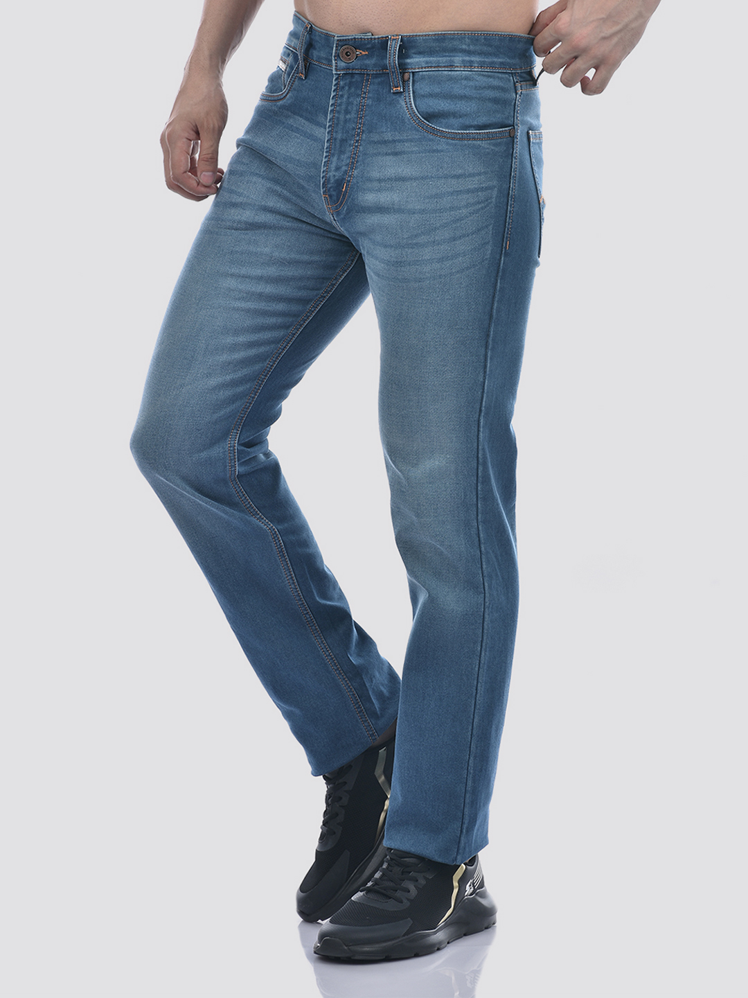 Numero Uno Men Light Blue Straight Fit Sustainable Jeans